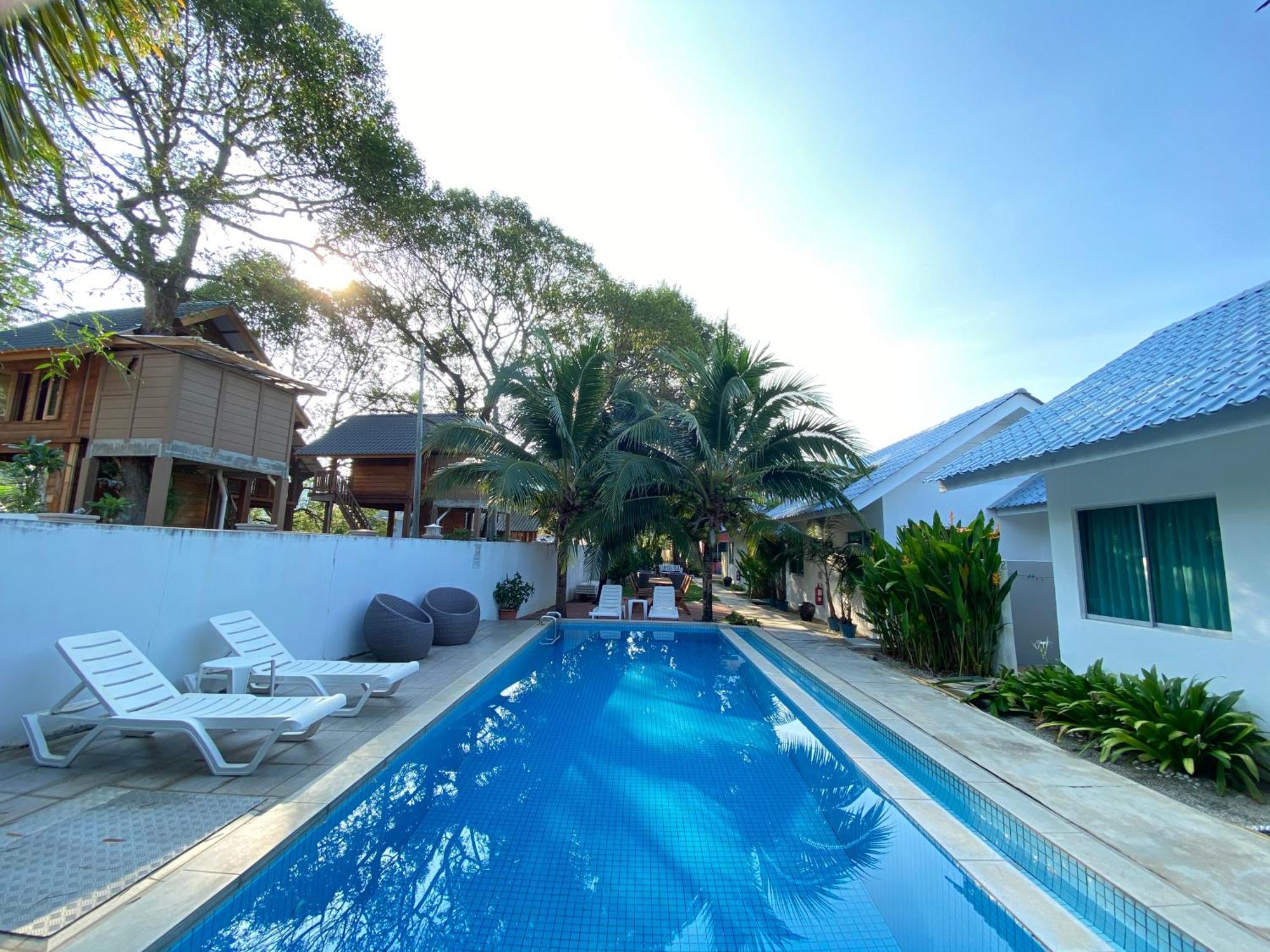 The Fint Hus Villa Langkawi Extérieur photo